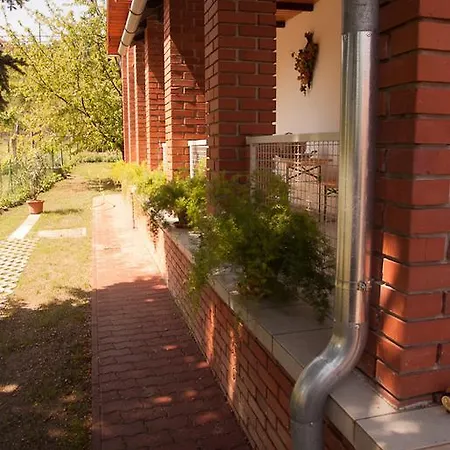 Apartman Kincsem Apartman *